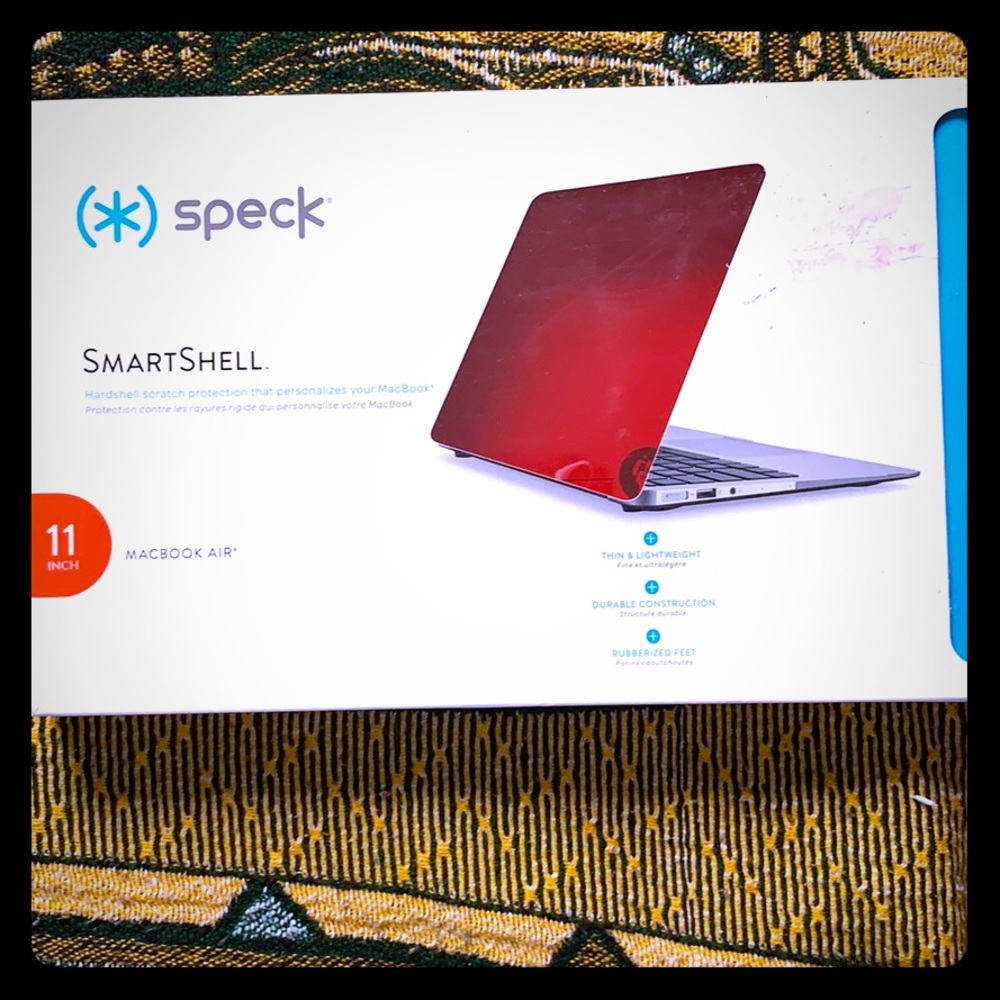 It is a computer case for a Macbook 11 inches